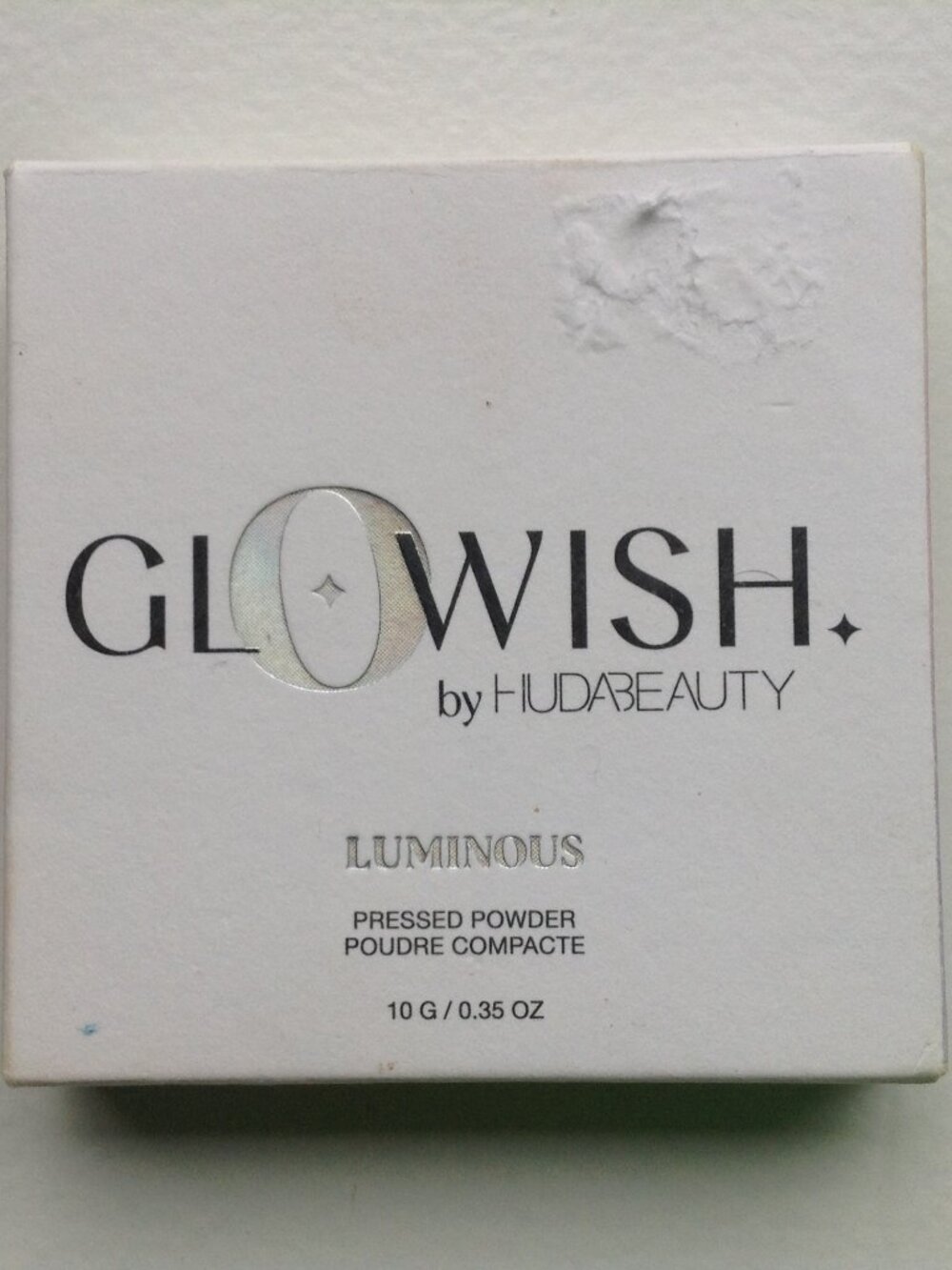⭐NWOT - HUDABEAUTY GLOWISH LUMINOUS PRESSED POWDER in Light (03), 0.35 oz⭐ - Picture 2 of 4